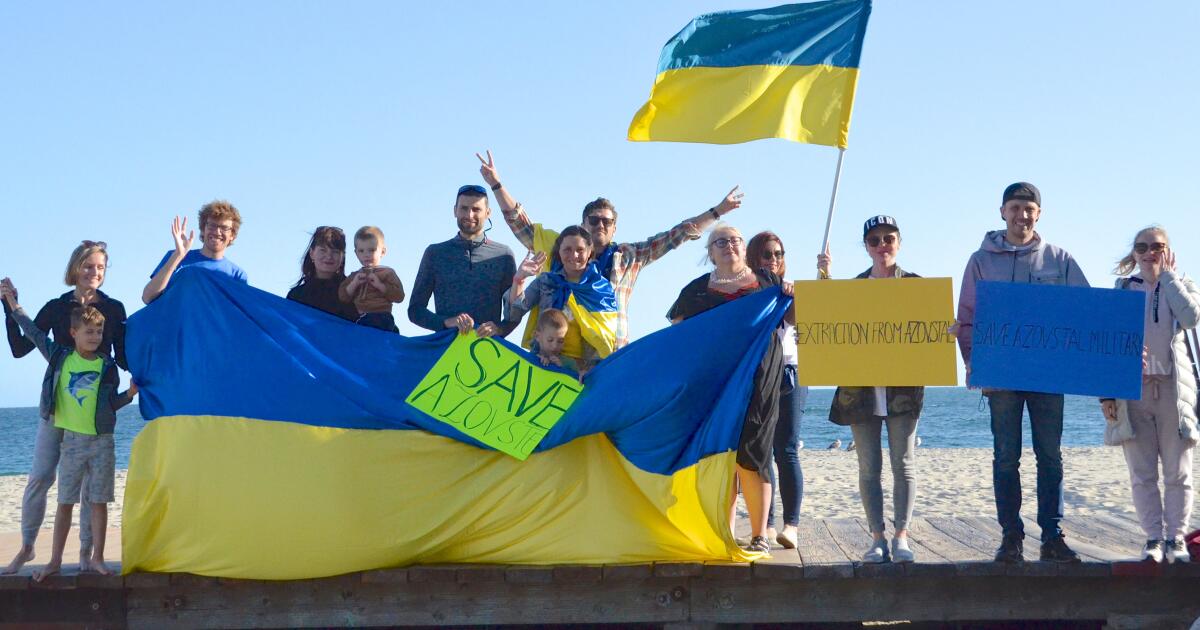 Mailbag: Laguna Beach urged to step up its assistance to war refugees, asylum seekers