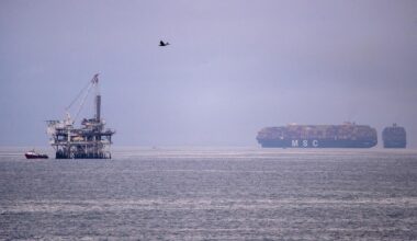 California lawmakers pass measures to expand oil production in Central Valley, restrict offshore drilling