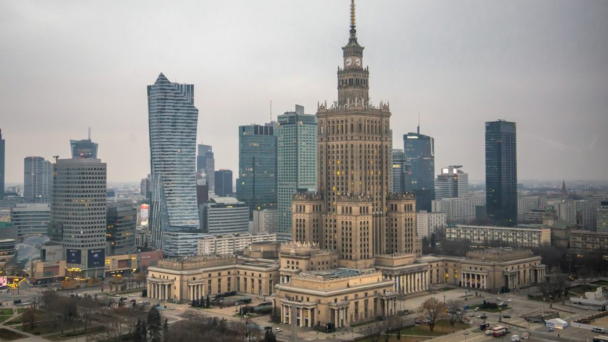 Poľsko zneškodnilo dron nad vládnymi budovami