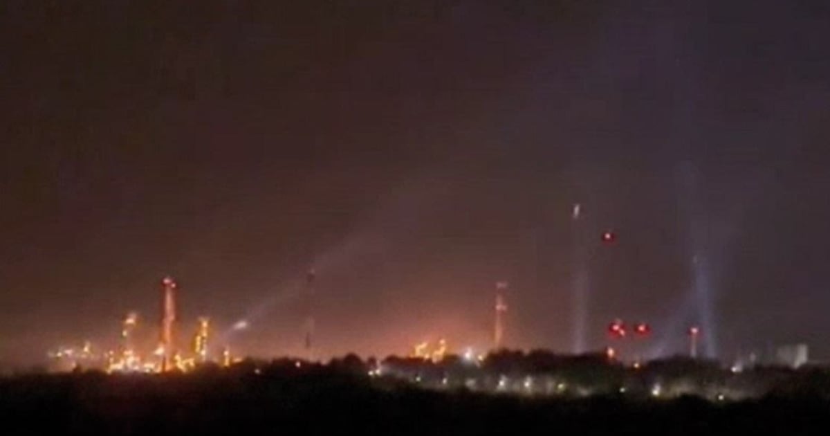 Ukraine's Special Operations Forces hit Saratov refinery supplying Russian army