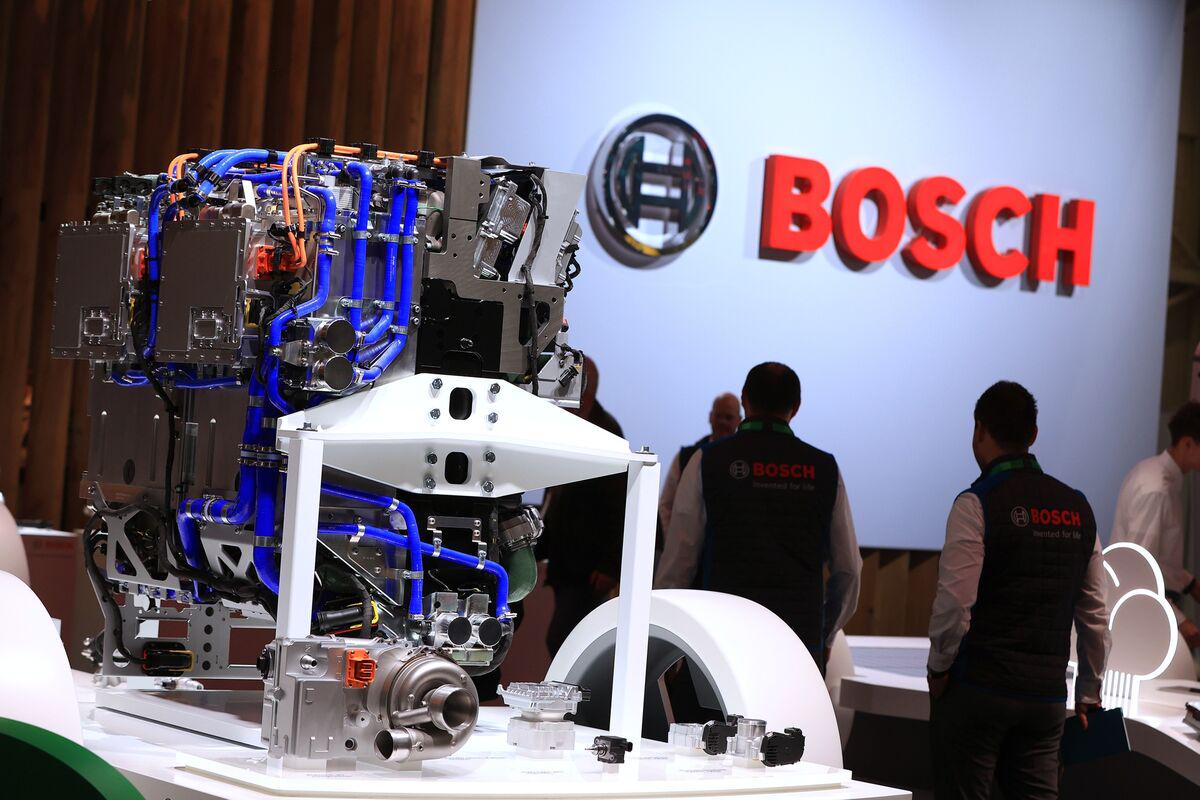 Germany’s Industry Crisis Deepens as Bosch Cuts 13,000 Workers