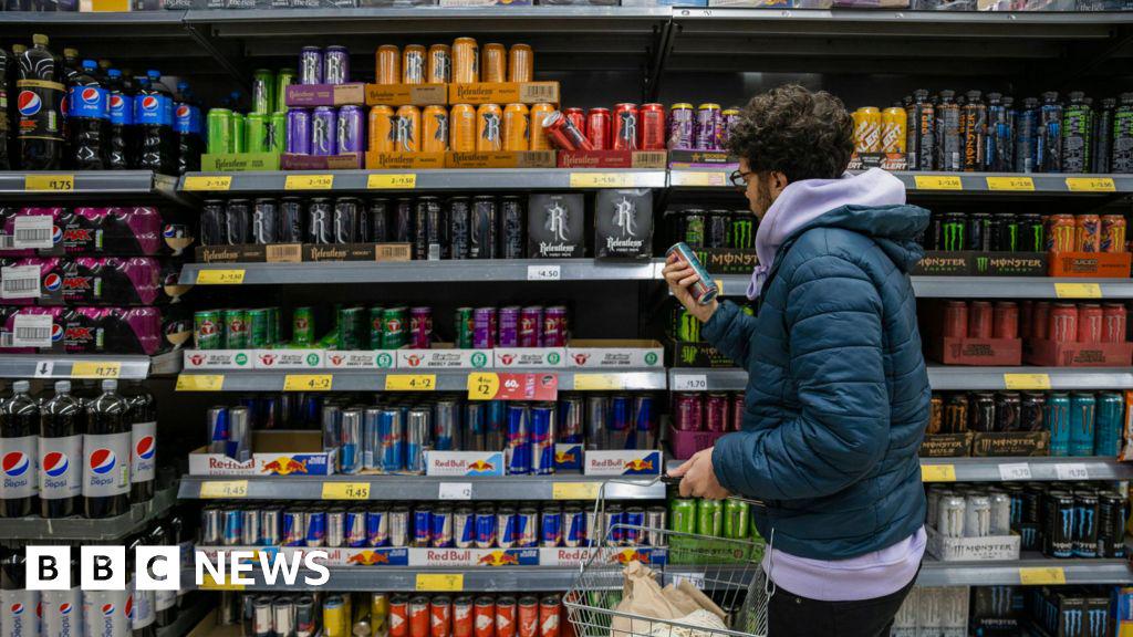 Energy drinks to be banned for under-16s