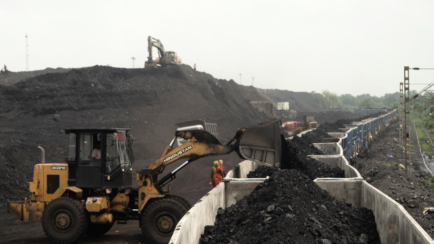 Leaders promised to cut climate pollution, then doubled down on fossil fuels