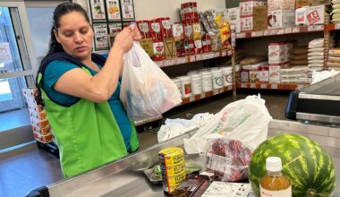 Fed's favored inflation gauge accelerates slightly in August