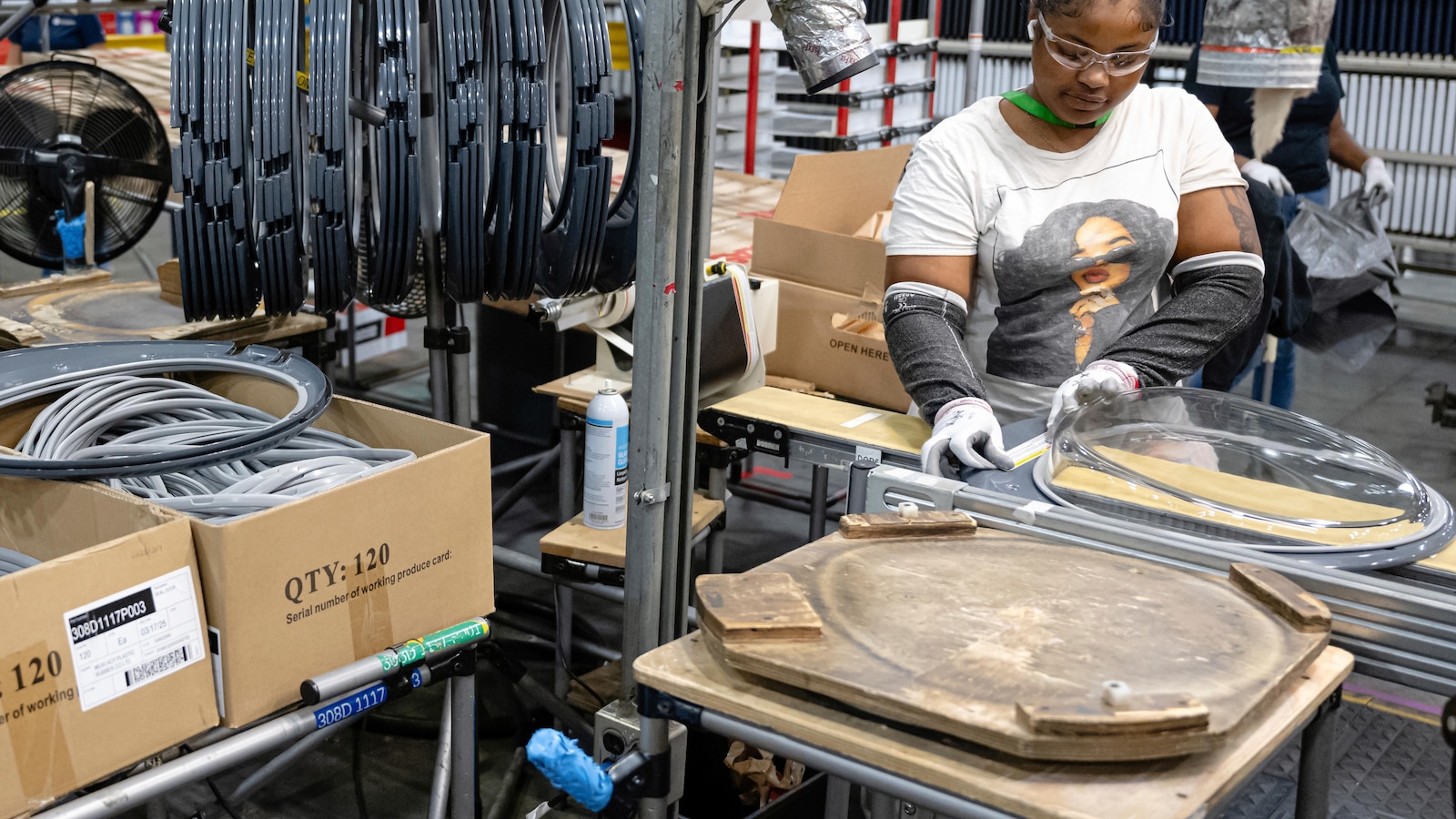 Trump's job market promises fall flat as hiring collapses and inflation ticks up