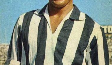 Not seen it mentioned here, but John Charles has been inducted into the Juventus Hall of Fame.