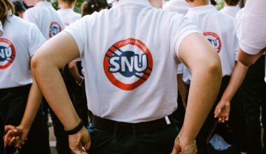 Le Service national universel va être "mis en extinction" en vue de la création d'un "service militaire volontaire"