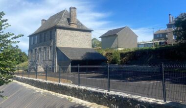 REPORTAGE. "Qu'est-ce qu'on aurait pu faire de plus ?" : après le suicide de la directrice d'école Caroline Grandjean dans le Cantal, les habitants du village s'interrogent