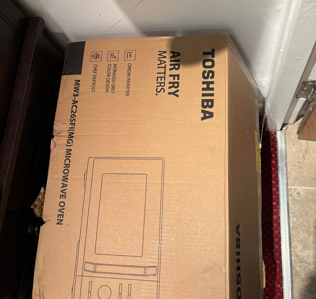 Received a microwave air fryer I didn’t order. Has anyone else?