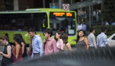 With few job offers, some fresh graduates are eyeing traineeships — but with caution