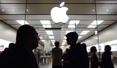 Apple Conference:: I Phone price hikes, I Phone 17 Air, new Air Pots and a new high-quality Apple Watch.