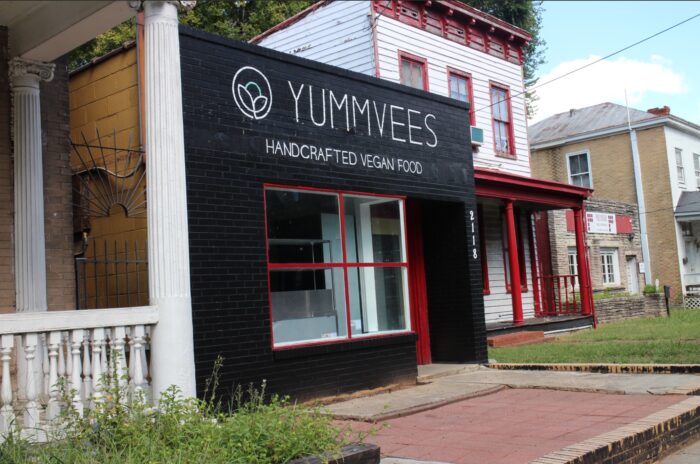 yummvees