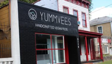 Vegan takeout spot Yummvees moves to former TBT El Gallo space on Cary
