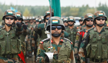 Indian soldiers march during the opening ceremony of Zapad-2021