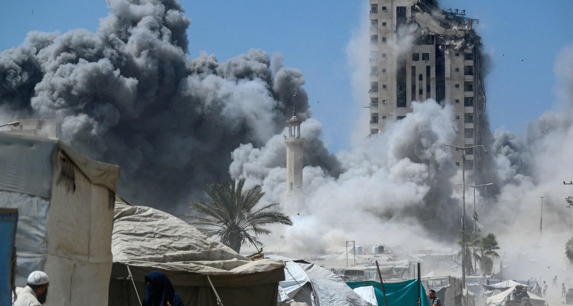 Israel bombs high-rise towers as brutal Gaza City assault intensifies | The ‘gates of hell are opening’ in Gaza, says Israeli defence minister as attacks cause panic and fear among civilians.