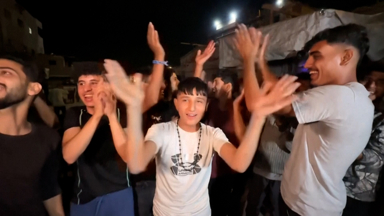 Celebrations and relief as Israel and Hamas agree ceasefire