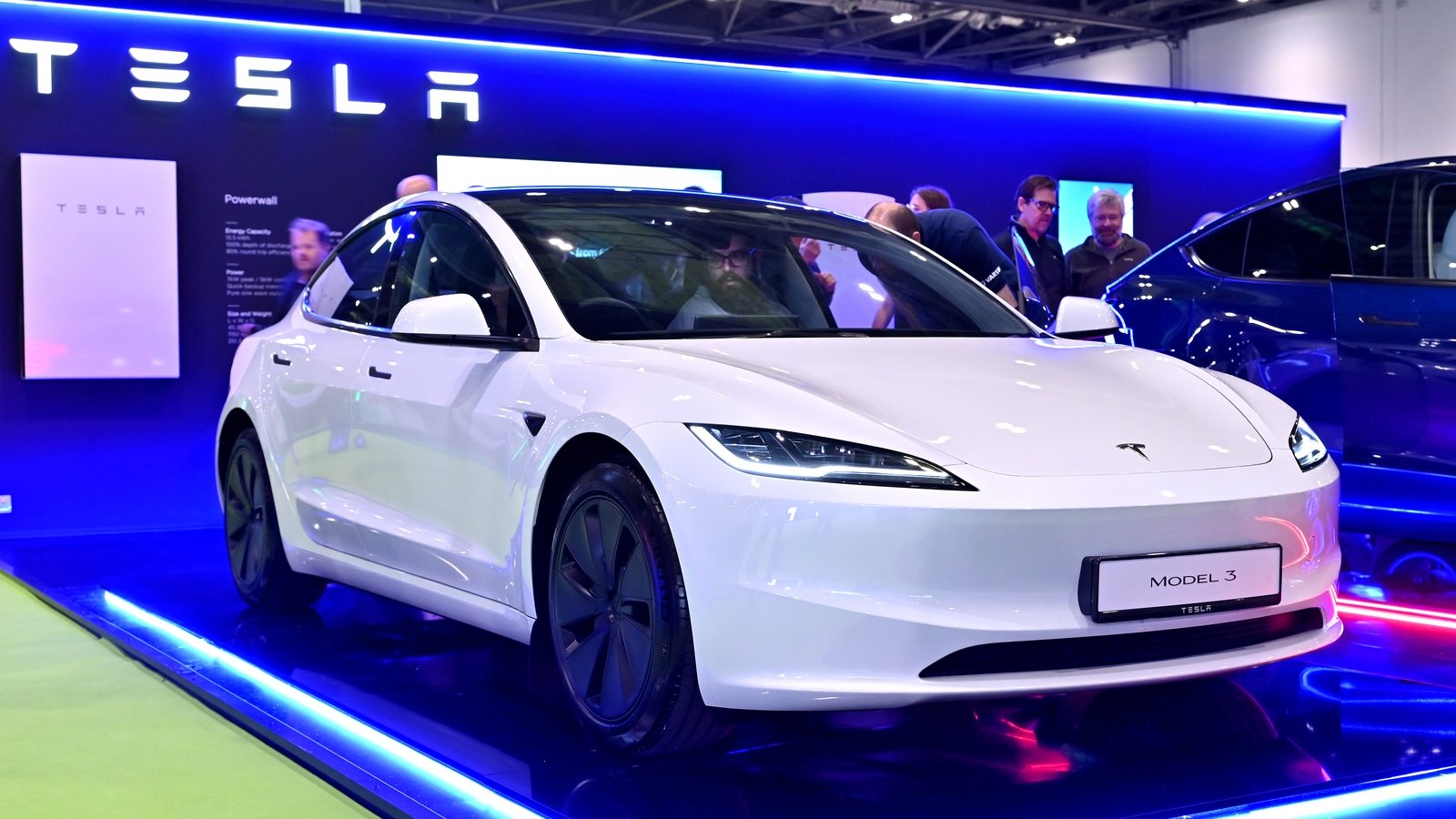 Tesla's sales rise in several European markets