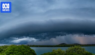 Queensland braces for severe storms and heatwave conditions