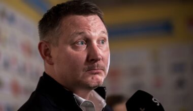 Fotboll: Kim Källström svarar efter praktfiaskot: ”Fullt förtroende tills vi inte har det”