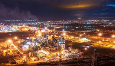 US sanctions Russian oil majors over Ukraine, prompting India jitters and Moscow fury