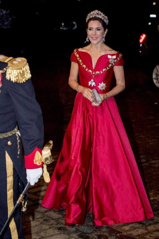 Queen Mary and King Frederik are on a state visit to Latvia, attend banquet in Riga with Mary wearing Diamond Necklace Tiara
