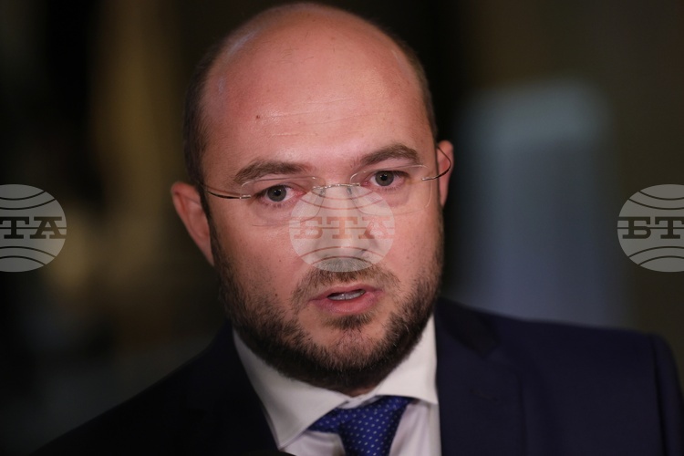 New Lukoil Sanctions to Take Effect in a Month, Bulgaria Prepared, Says Justice Minister