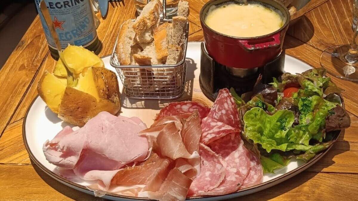 The Savoyard Fondue gets full marks for presentation but is short on taste