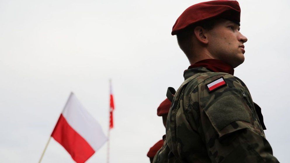 Poland Deploys Military Forces on Its Borders with Germany and...