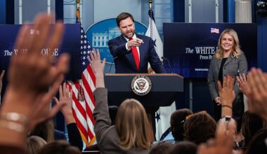 Vice President JD Vance became flustered as he decided who to choose first to ask questions after addressing the government shutdown during a press briefing at the White House in Washington