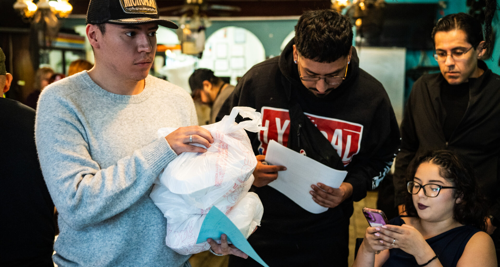 In Chicago's Back Of The Yards, Neighbors Band Together To Survive Immigration Crackdown