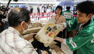 Japan September inflation edges higher for first time since May