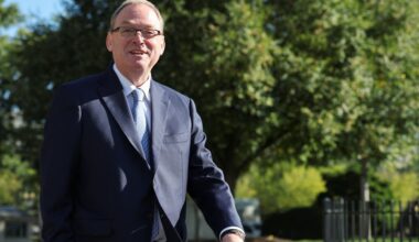 Trump Hassett layoffs government shutdown