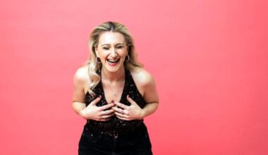 Elena Gabrielle brings her storytelling comedy back to Malta