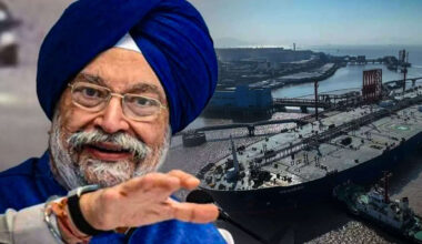 Hardeep Puri Announces Plan to Cut Freight Costs with India’s Own Crude Oil Tanker Fleet