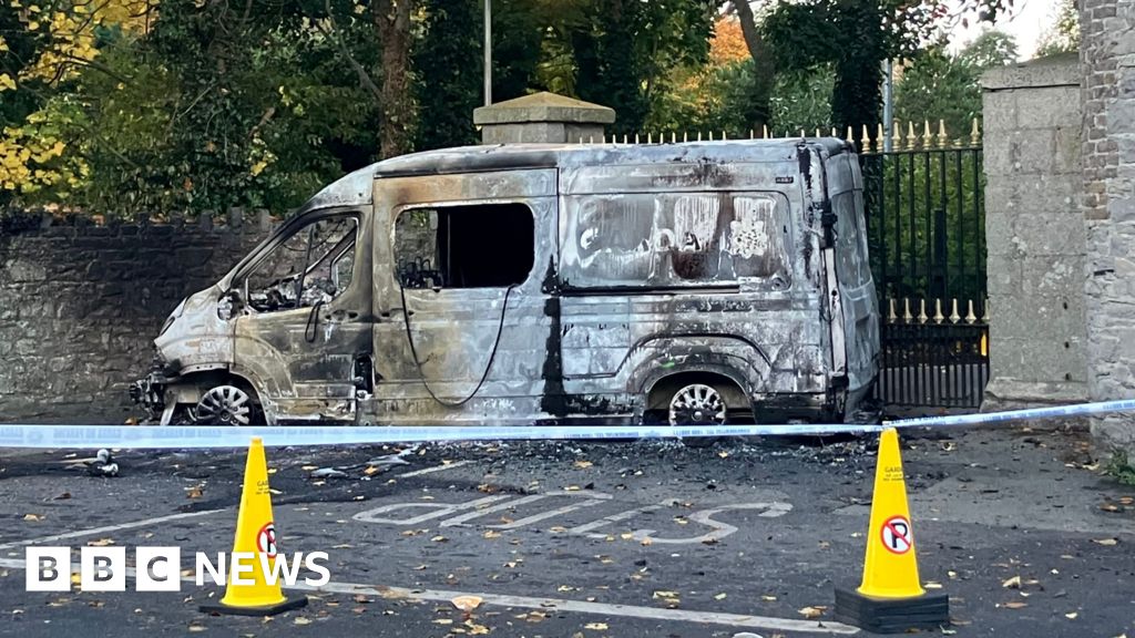 Violence outside Citywest migrant hotel orchestrated online, Irish police say