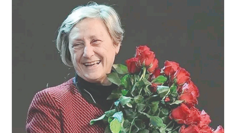 Светът се надига, България закъснява, но върви по същия път