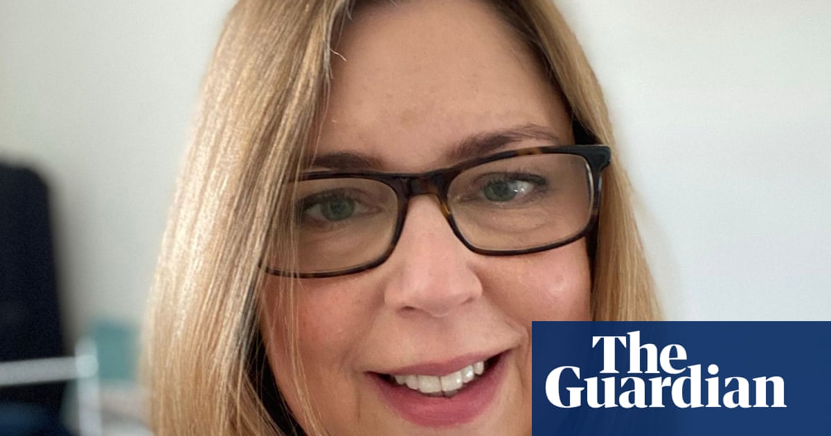 Woman, 53, becomes UK’s longest survivor of heart and lung transplant | NHS