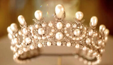 Louvre Jewels Get A New Home After Luxury Heist | Europe