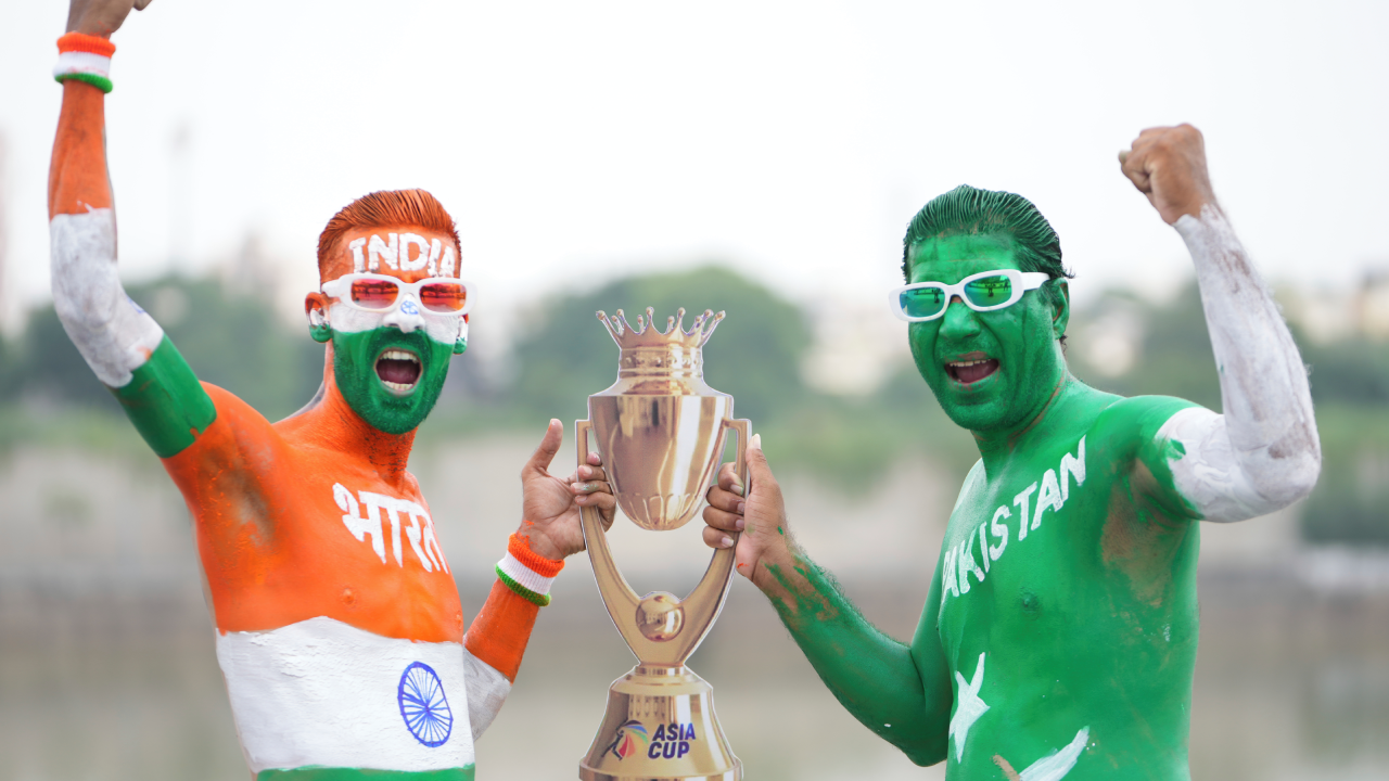India Pakistan fans photo 3 AP