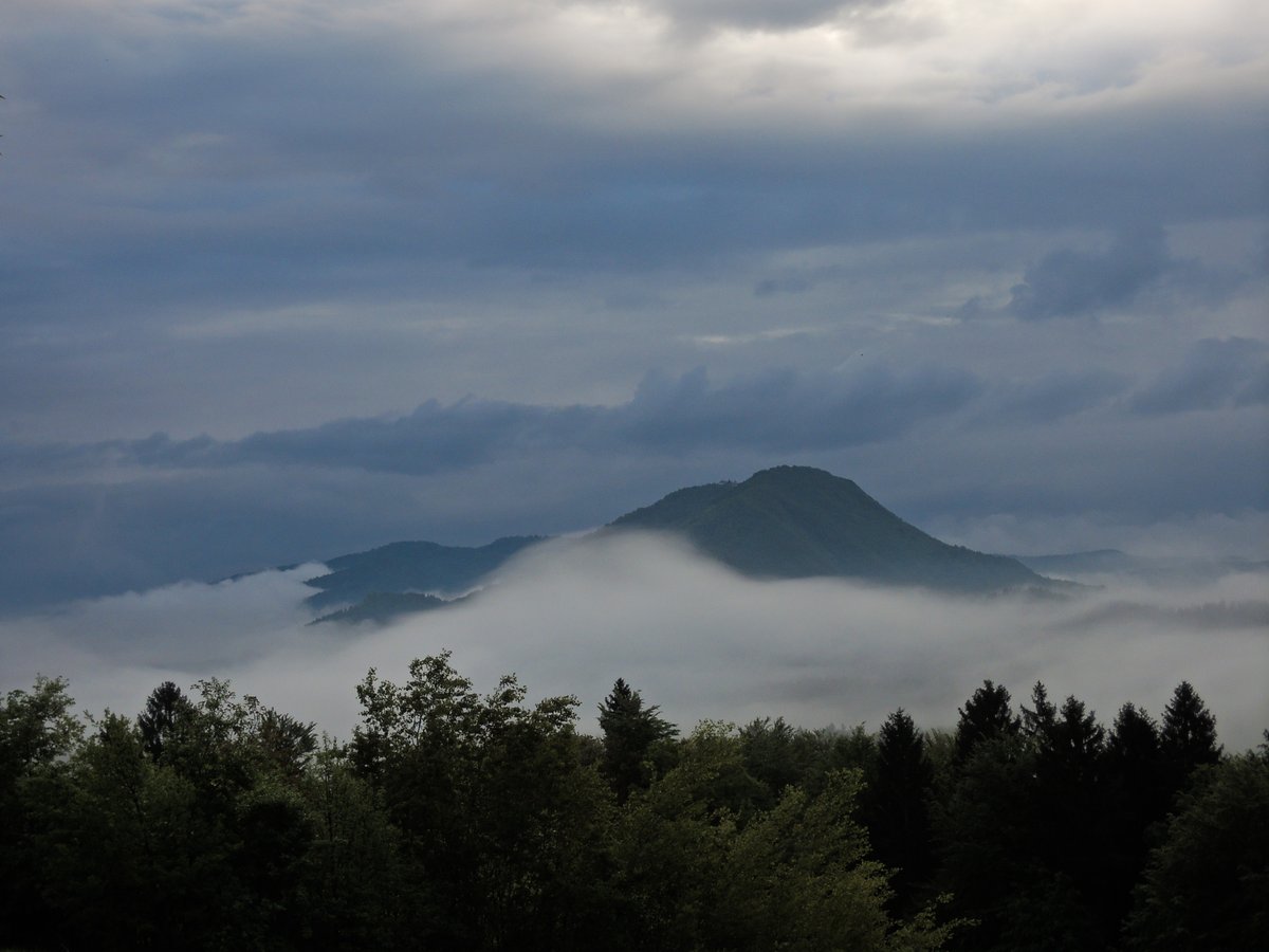Pred nami oblačni in deževni jesenski dnevi