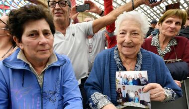 Cardinal Farrell: Elderly people are an 'invaluable treasure'