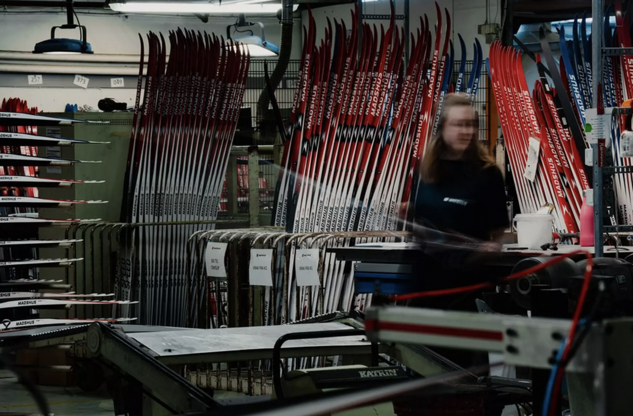 How Global Economics Could Shape the 2025–26 Ski Season – FasterSkier