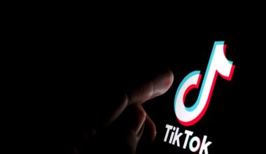 TikTok suspends accounts over Czech election interference