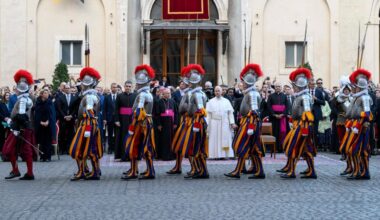 Pope praises Swiss Guards' discipline, courage, and faith