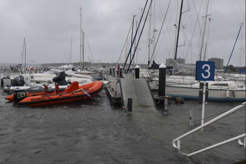 Storm overturns boat in Poland