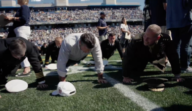 Hegseth leads 3,068 people in record-breaking pushup feat