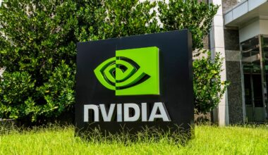 Wall Street Lunch: Nvidia CEO Huang Confirms Investment In Musk's xAI