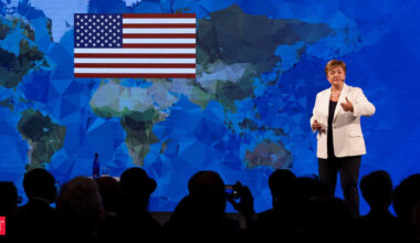 U.S. economy slipping into recession amidst Federal government shutdown?