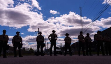 National Guard can stay in Illinois but can't patrol, judge rules