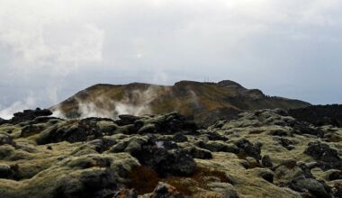 Dozens of microquakes: Countdown to eruption shortens